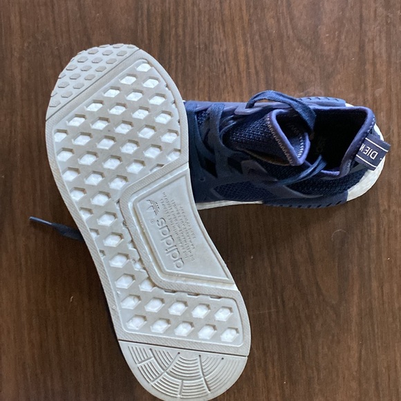 Adidas women's Die Weltmarke Mit den 3 streifen size 8.5 in navy and white. - Picture 4 of 7